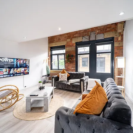 Perfect Leisure And Corporate 2-bedroom In Bradford Town Centre
