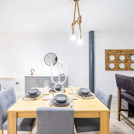 Apartment Perfect Leisure And Corporate 2-bedroom In Bradford Town Centre Bradford (West Yorkshire)