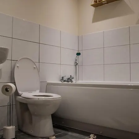 Perfect Leisure And Corporate 2-bedroom In Bradford Town Centre