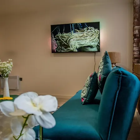 Perfect Leisure And Corporate 2-bedroom In Town Centre Appartamento