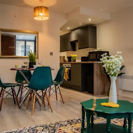 Perfect Leisure And Corporate 2-bedroom In Bradford Town Centre