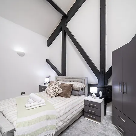 Perfect Leisure And Corporate 2-bedroom In Bradford Town Centre