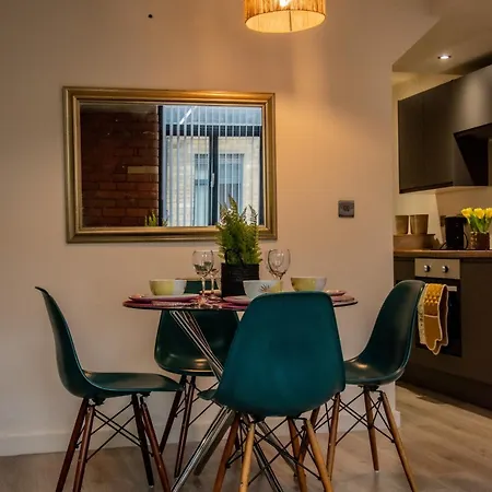 Perfect Leisure And Corporate 2-bedroom In Town Centre Bradford (West Yorkshire)
