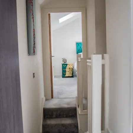 Perfect Leisure And Corporate 2-bedroom In Town Centre *