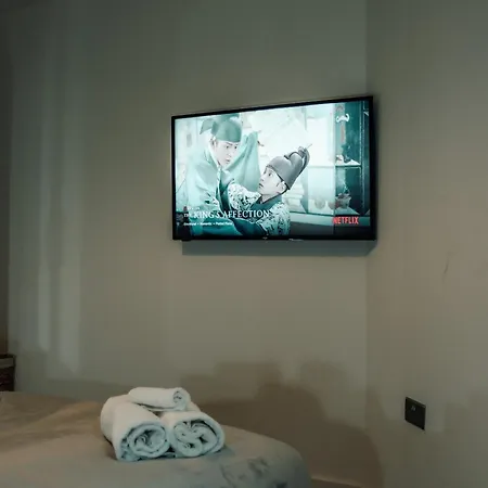 Perfect Leisure And Corporate 2-bedroom In Town Centre 아파트