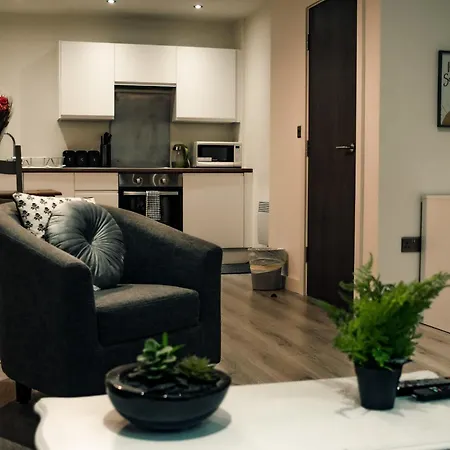 Perfect Leisure And Corporate 2-bedroom In Town Centre