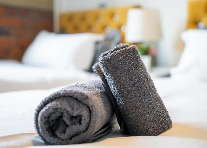 Perfect Leisure And Corporate 2-bedroom In Town Centre * Bradford (West Yorkshire)