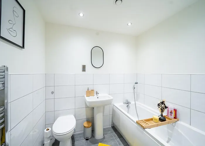 Perfect Leisure And Corporate 2-bedroom In Town Centre