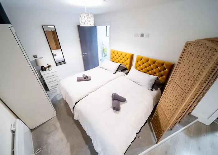 Perfect Leisure And Corporate 2-bedroom In Town Centre 布雷得佛