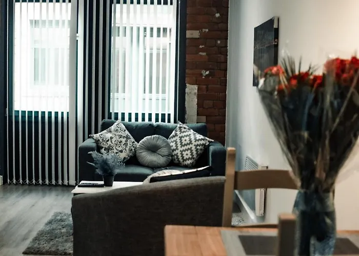 Perfect Leisure And Corporate 2-bedroom In Town Centre *